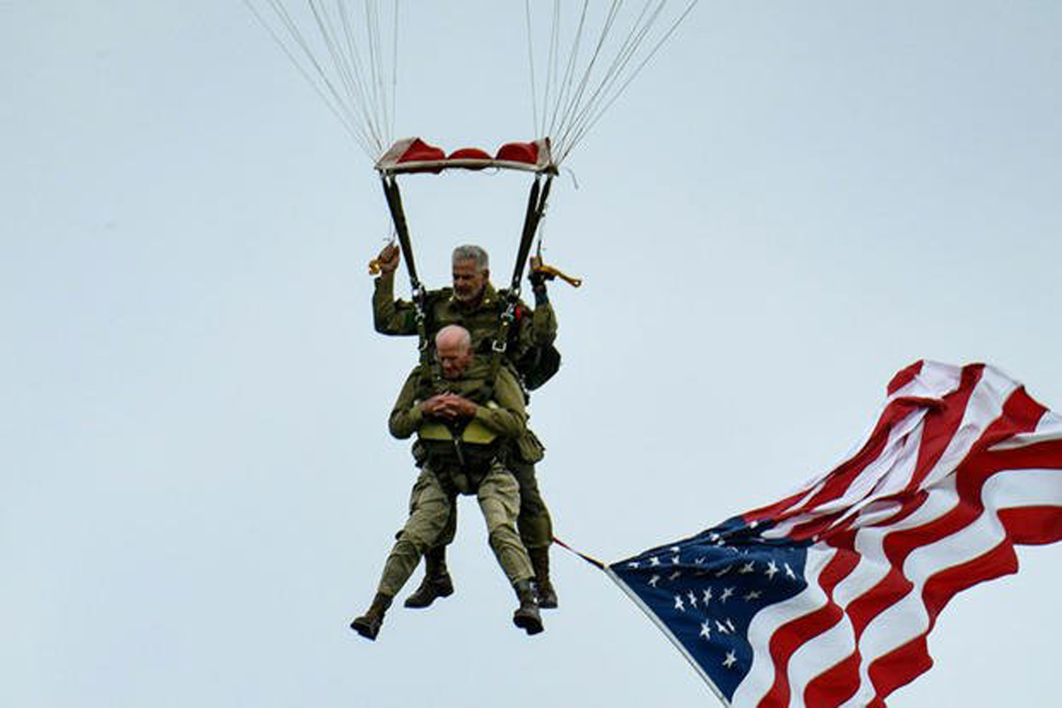 97yearold WWII veteran parachutes to mark DDay anniversary The Business Intelligence