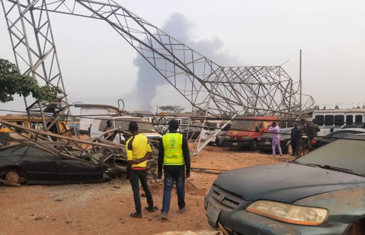Power towers collapse in Ogun, plunge towns, others into darkness – The ...