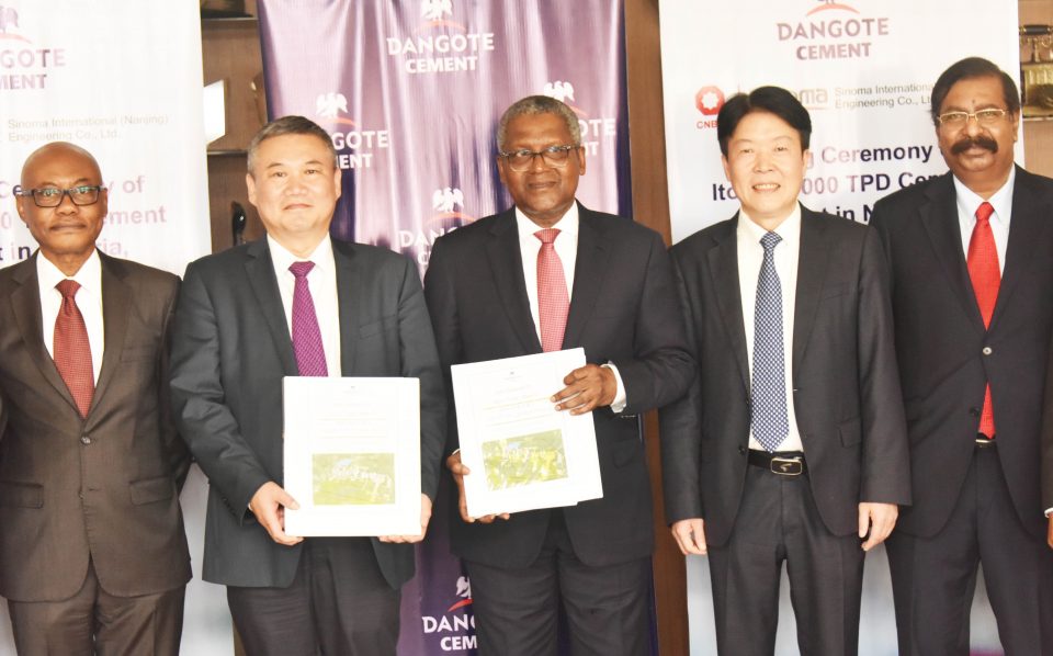 From left: Group Managing Director, Dangote Industries Limited, Olakunle Alake; Chairman, Sinoma International Engineering (Nanjing) Co. Ltd., Liu Renyue; President/CE, Dangote Industries Limited, Aliko Dangote; President, Sinoma International Engineering (Nanjing) Co. Ltd., Yin Zhisong; and Group Executive Director, Strategy, Capital Projects & Portfolio Development, Dangote Industries Limited, Devakumar Edwin; at the Signing ceremony in Lagos, of 2x6000 TPD Cement Project, Itori Cement Plc, Ogun State.