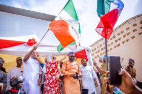 After squandering $25 billion in refinery overhauls, Nigeria turns to ...